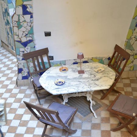 Residenza Suor Orsola Bed and Breakfast Napoli Eksteriør billede